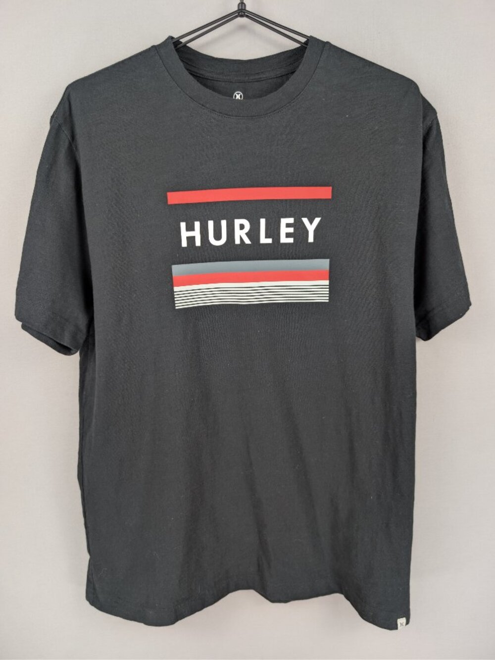 Hurley‎ Graphic Tee Charcoal Grey Red Stripe Surf Logo Casual